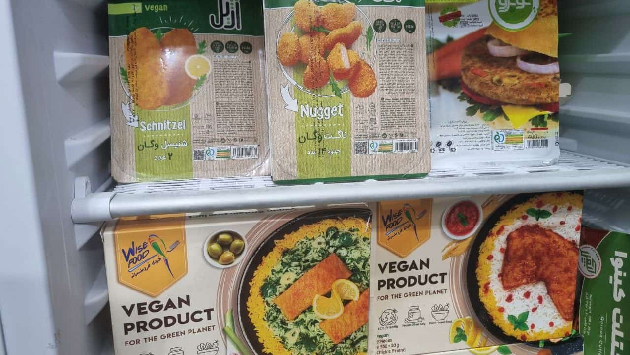 خوراک گیاهی نیمهآماده بدون مواد نگهدارنده - مناسب برای تغذیه سالم و گیاهخواری