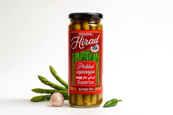 ترشی مارچوبه هیراد با طراحی مینیمال سفید و پس‌زمینه روشن برای فروشگاه سورن فودز