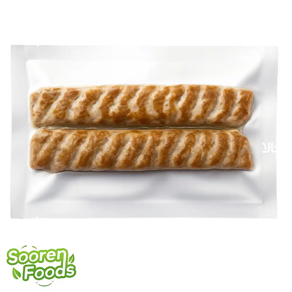 کباب کوبیده گیاهی وایزفود در بستهبندی وکیوم شده با دو سیخ کوبیده، مناسب پخت سریع و سالم